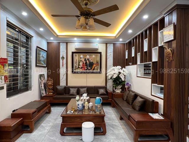 Thi công nội thất phòng khách nhà chú Hồng tại Sóc Sơn